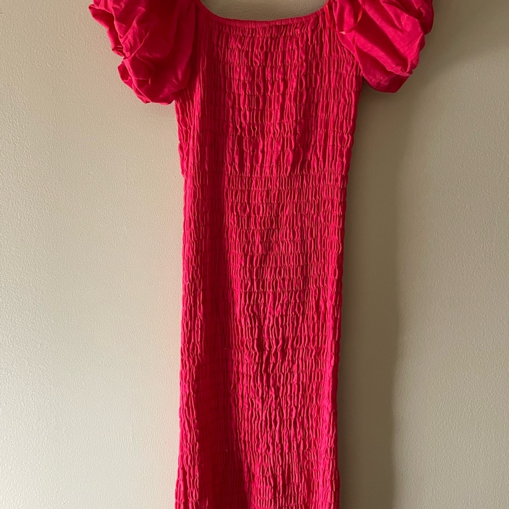 Jaus dress hot pink size xs reverse Mint